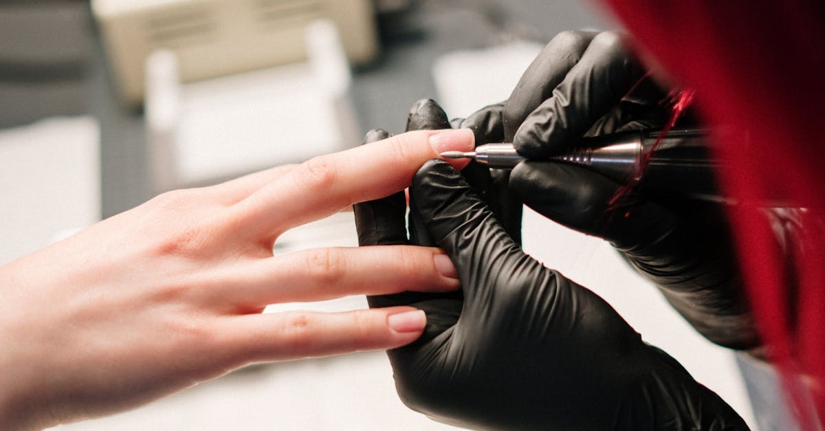 Pros and Cons of Chemical vs. Natural Nail Treatments