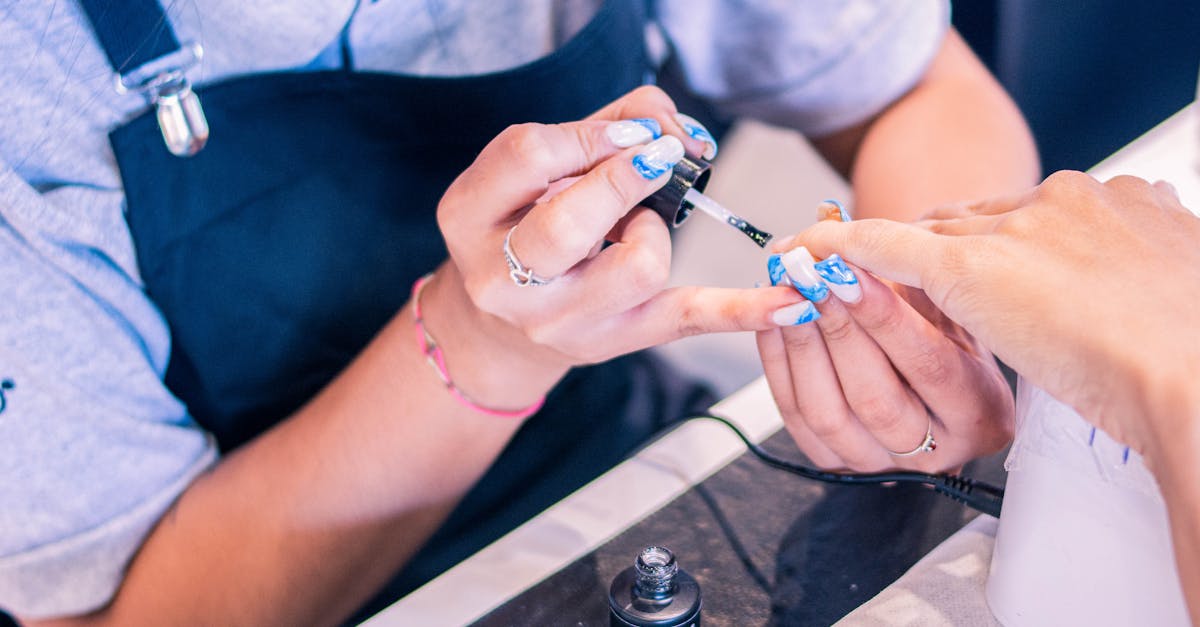 Seasonal Manicure Trends to Try in Crows Nest Nail Salons