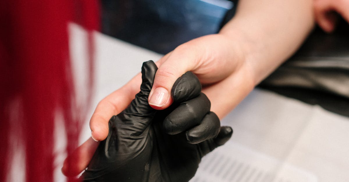 The Impact of Decor on Customer Experience in Nail Salons